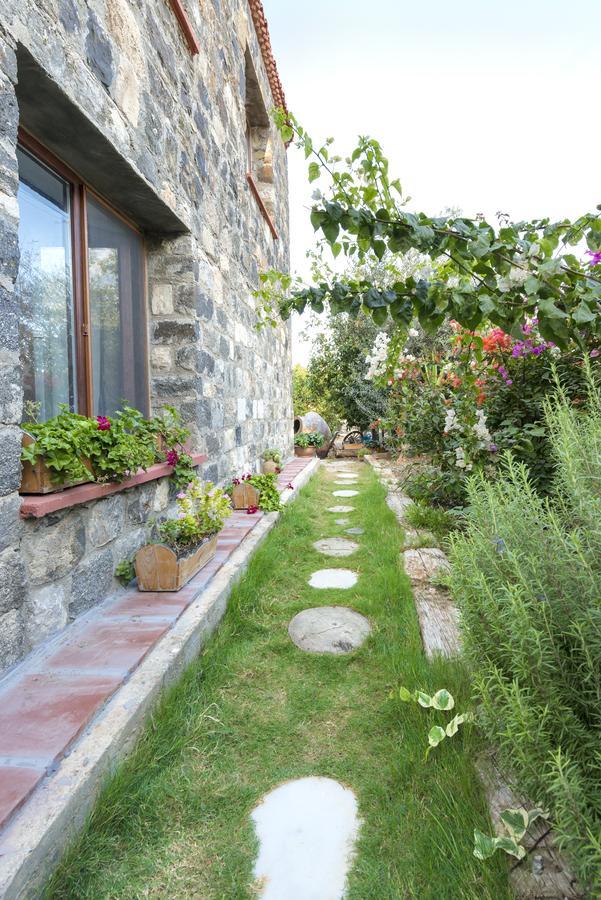 Bed and Breakfast Karaburun Bahce Exterior foto